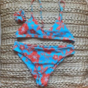 Tropical women’s small/medium bikini